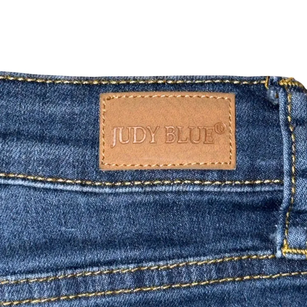 Judy Blue Angie Ankle Jeans Women's Size 30 Dark Blue Wash Relaxed Fit Mid Rise